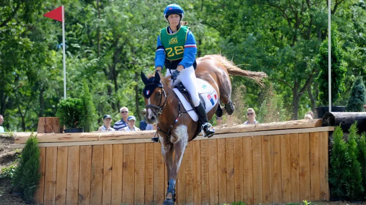 Liloï Lourde Rocheblave a signé un parcours de cross sans pénalité aux obstacles, avec Voltair de Lalande.
