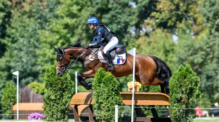 Lisa Gualtieri a pris la tête des Européens Jeunes cavaliers sur A d’Aunis