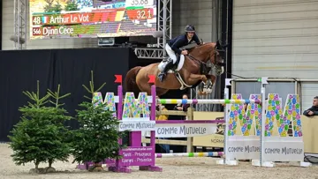 Arthur Le Vot a mené Djinn Cécé à sa première victoire internationale, ce vendredi soir à Rouen