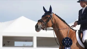 À Grimaud, Jana Wargers coiffe au poteau Philippe Rozier et Kevin Staut.