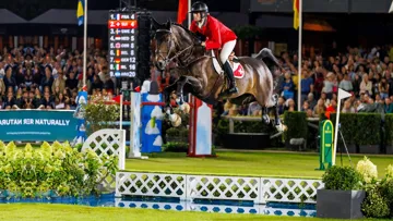 Martin Fuchs et Conner Jei ont parachevé la victoire de la Suisse sans jamais trembler sur la belle pelouse des écuries Stephex.