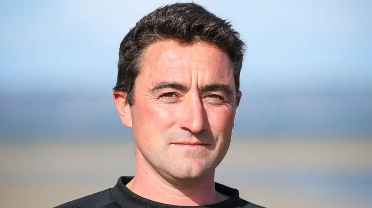 Âgé de trente-trois ans, Pierre Auffret est sans aucun doute l'un des meilleures entraîneurs d'endurance, de cavaliers comme de chevaux.