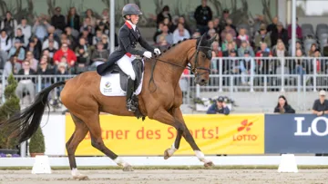 Rosalind Canter s’est aujourd'hui montrée particulièrement convaincante sur Izilot DHI. 