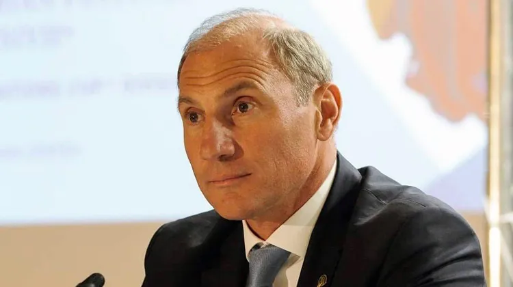 Le conseil d’administration de l’EEF a décidé de confier au Grec George Dimaras le rôle de président intérimaire.