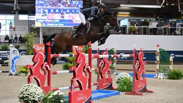Après Dubaï de Cèdre l’an passé, c’est Dubaï de Soie que Julien Épaillard a mené à la victoire à Saint-Lô ce vendredi