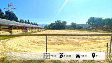 À vendre : splendide propriété de plus de neuf hectares dans le Luberon 