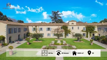 À vendre : splendide domaine équestre idéalement situé dans le sud de la France