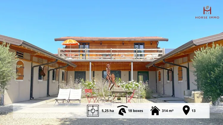 À vendre : domaine équestre de grand standing 