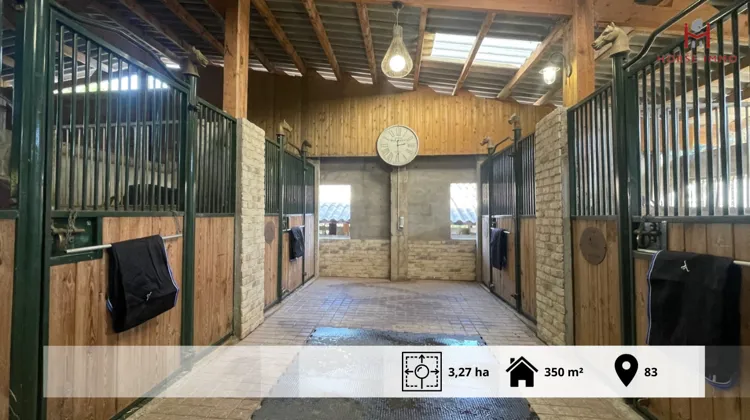 À vendre : splendide propriété équestre dans le Var