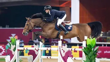 Ici sur la piste de Doha en janvier, Olga van de Kruishoeve y a offert une nouvelle victoire à Simon Delestre ce vendredi