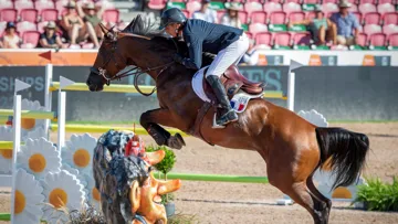 Ici avec Caracole de la Roque aux Mondiaux de Herning, Julien Épaillard est le cavalier de saut d'obstacles qui a remporté le plus d'épreuves internationales cette saison.