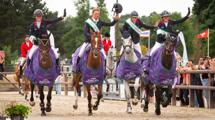 Lors du test de saut d’obstacles, ultime étape de la compétition, les Français ont su faire la démonstration de leur talent, concluant avec un score leur score cumulé de 101,5 points.  
