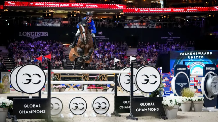 Auteurs de l'un des six sans-faute de la soirée, Marcus Ehning et Priam du Roset ont grandement participé à la victoire des Valkenswaard United hier soir.