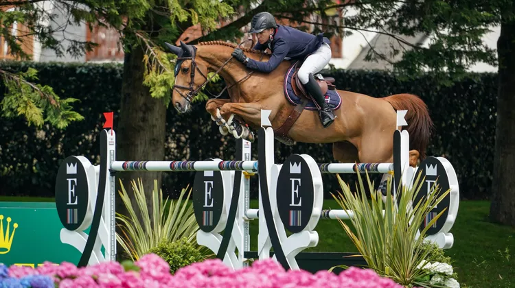 Pierre-Marie Friant et Urdy d'Astrée lors du Grand Prix de l'Officiel de France à La Baule. 