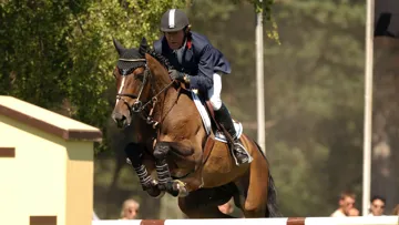 Performante sous la selle d'Hubert Bourdy, Ève des Étisses, née chez Corinne Lefebvre, a marqué le sport français par son charisme et son talent.