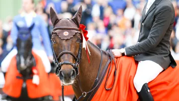 Hermès Ryan des Hayettes lors de son deuxième sacre au Saut Hermès. 