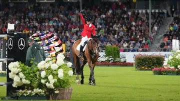 Alors qu'elle a signé deux doubles sans-faute avec Messi van't Ruytershof, Janne Friederike Meyer-Zimmermann a été désignée comme réserviste de l'Allemagne.