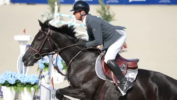 Chana de Valeme et Julien Épaillard lors de l’Hubside Jumping de Grimaud. 