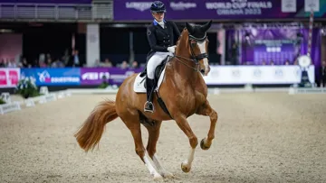 Associé à la Danoise Nanna Skodborg Merrald, qui en est seulement la cavalière depuis janvier 2023, Blue Hors Zepter a signé son meilleur résultat en terminant deuxième de la finale d’Omaha.