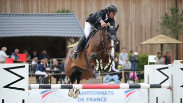Auteur d'un très bon et beau parcours, Jules Orsolini a pris la tête du championnat Jeunes Cavaliers avec Charlotte 198!