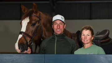 Jonelle et Tim Price ont accueilli GRANDPRIX dans leurs toutes nouvelles installations le 28 mars, juste avant l’ouverture de la saison anglaise de concours complet.