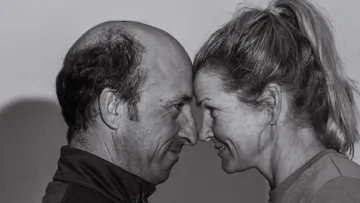 Numéro et un deux mondiaux, Tim et Jonelle Price font figure d'exception dans les sports équestres.