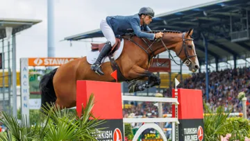 Selon les résultats de notre sondage, Steve Guerdat et Dynamix de Bélhème sont les favoris pour le titre individuel.