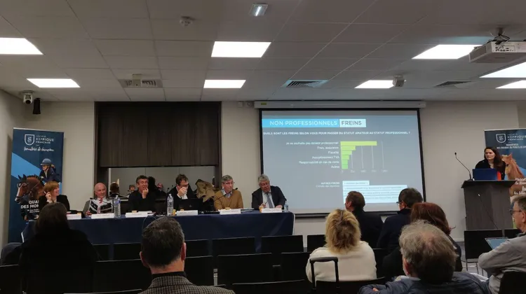 De gauche à droite : Pascal Cadiou, Gérard Rameix, Michel Guiot, Yves Gay, Yves Leroux, Emilie Morichon.