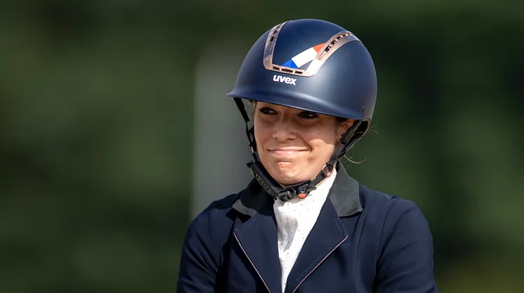 Après un rendez-vous manqué aux championnats d’Europe de Rotterdam en 2019, où elle avait été éliminée en raison d’irrégularités de Lights of Londonderry, Charlotte Chalvignac espère bien conjurer le sort cet été en participant aux championnats du monde, à Herning.