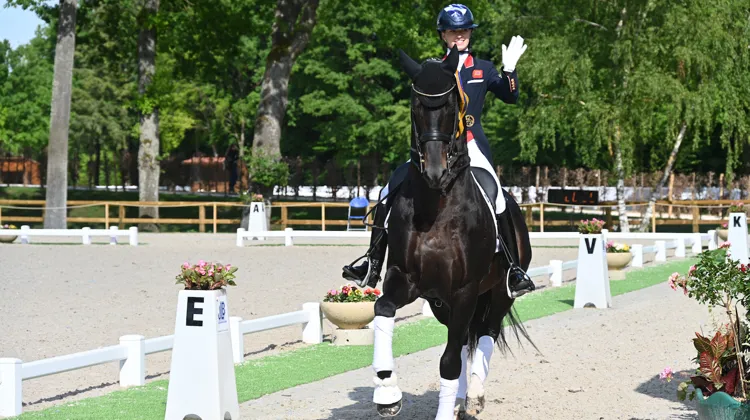 Cet après-midi, Charlotte Fry n'a laissé aucune chance à la concurrence! 
