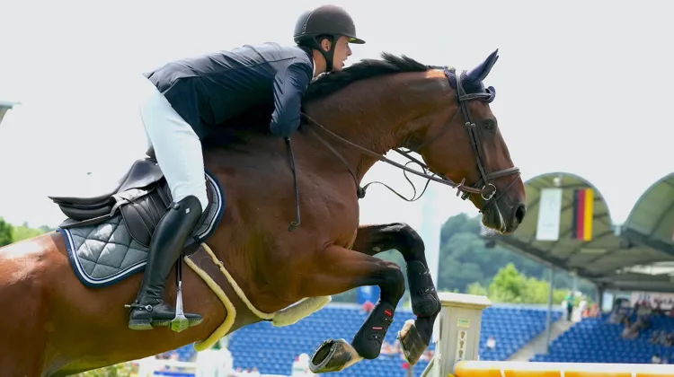 Quelle ascension pour Edouard Schmitz! Une semaine après avoir fêté ses vingt-trois ans lors de sa première grande échéance, il a remporté son premier Grand Prix 5*!
