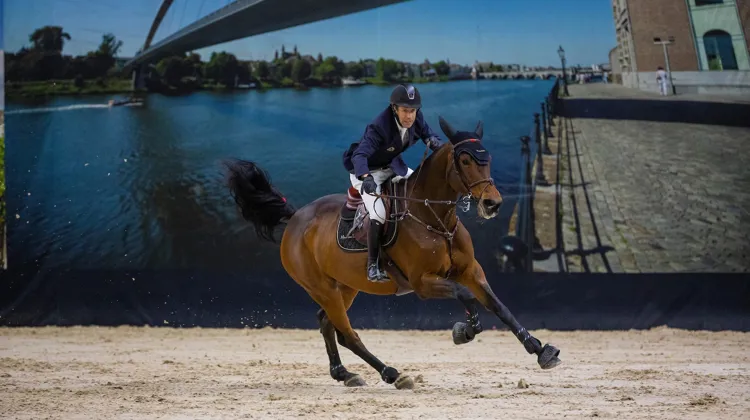 Encore une victoire pour Maikel van der Vleuten et la superbe Elwikke!