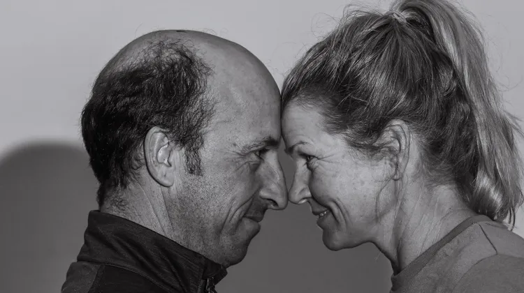 Numéro et un deux mondiaux, Tim et Jonelle Price font figure d'exception dans les sports équestres.