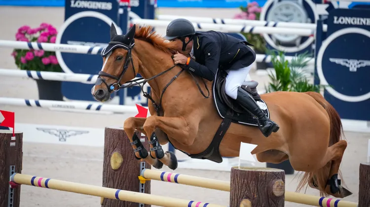 Hino Nacional Brasileiro a retenti à Paris en début de soirée!