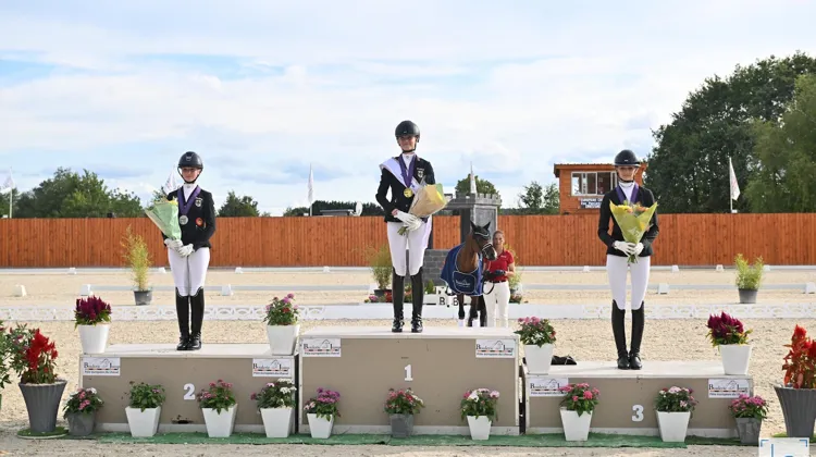 Encore une médaille d'or pour Lilly Marie Collin!