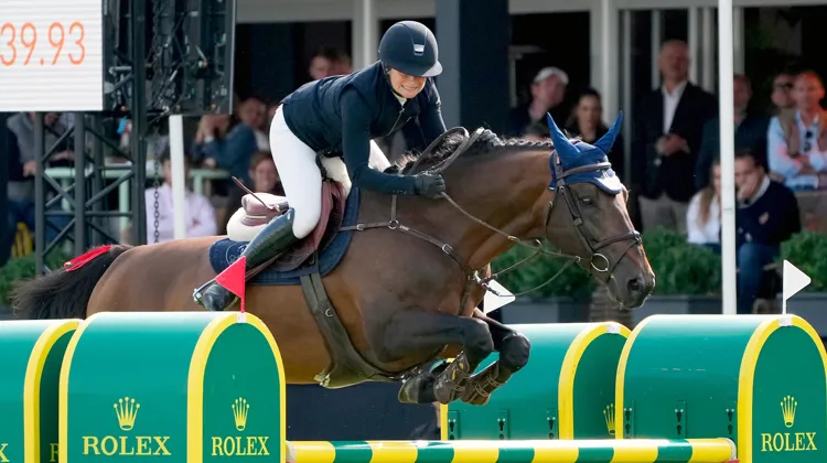 Jeanne Sadran sur Dexter de Kerglenn lors du CSIO 5* de l'Officiel de Belgique à Wolvertem, en août 2023.
