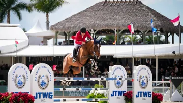 Karl Cook et Candy ont gagné leur premier Grand Prix dès leur première tentative à 1,55m.