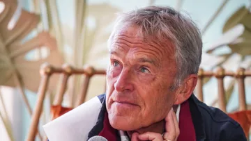 Sélectionneur de l’équipe de France depuis début 2022, après avoir occupé le poste d’entraîneur durant les deux années précédentes, Henk Nooren est sur le départ.