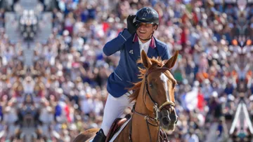 Ce reportage permet de suivre l’épopée de Julien Épaillard et Dubaï du Cèdre avec l’équipe de France aux JO de Paris 2024.