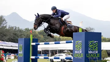Daniel Deusser et Otello de Guldenboom ont dominé un barrage à sept sur la piste en herbe du Club hípico La Silla.