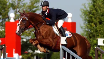 Parmi leurs nombreuses apparitions sous les couleurs de l’équipe de France, First de Launay et Florian Angot avaient représenté le Coq aux championnats d’Europe de San Patrignano en 2005.