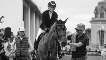 Récemment installée au haras de la Chesnaye, chez Grégoire Oberson, en Normandie, Inès Joly n'a pour autant pas abandonné l'idée de revenir un jour vers Lyon d'où elle est originaire…