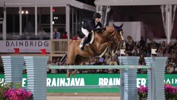 Émilie Conter et Portobella van de Fruitkorf ont signé leur première victoire en Grand Prix hier, à Wellington.