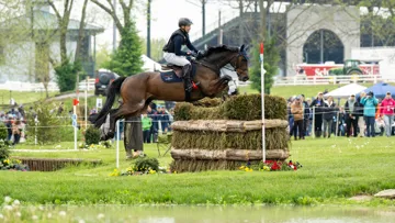 Michael Jung et Chipmunk dominent toujours le CCI 5*-L de Lexington
