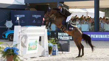 Samedi dernier à Ramatuelle, Simon Delestre et Cayman Jolly Jumper n’ont concédé qu’une menue faute dans le Grand Prix Longines du CSI 5* de Saint-Tropez.