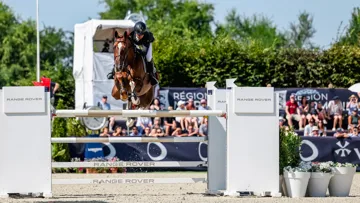 Easy Up de Grandry et Julien Épaillard ont signé le plus rapide des six doubles sans-faute dans le prix Range Rover.