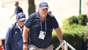 Jean Morel est ici suivi de Laurent Gallice à Aix-la-Chapelle