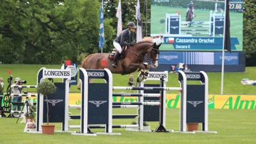 Cassandra Orschel et Dacara E sur la piste de Hambourg en 2018