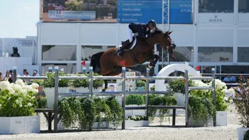 Julien Epaillard et Caracole de la Roque dans la Coupe des nations du CSIO 5* de Knokke