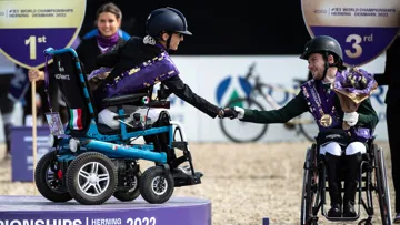 L’Italienne Sara Morganti et l’Irlandais Michael Murphy, médaillés d’or et de bronze en Grade I.